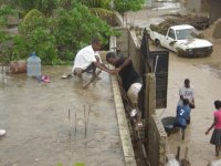 Salonique trying to inspect the school